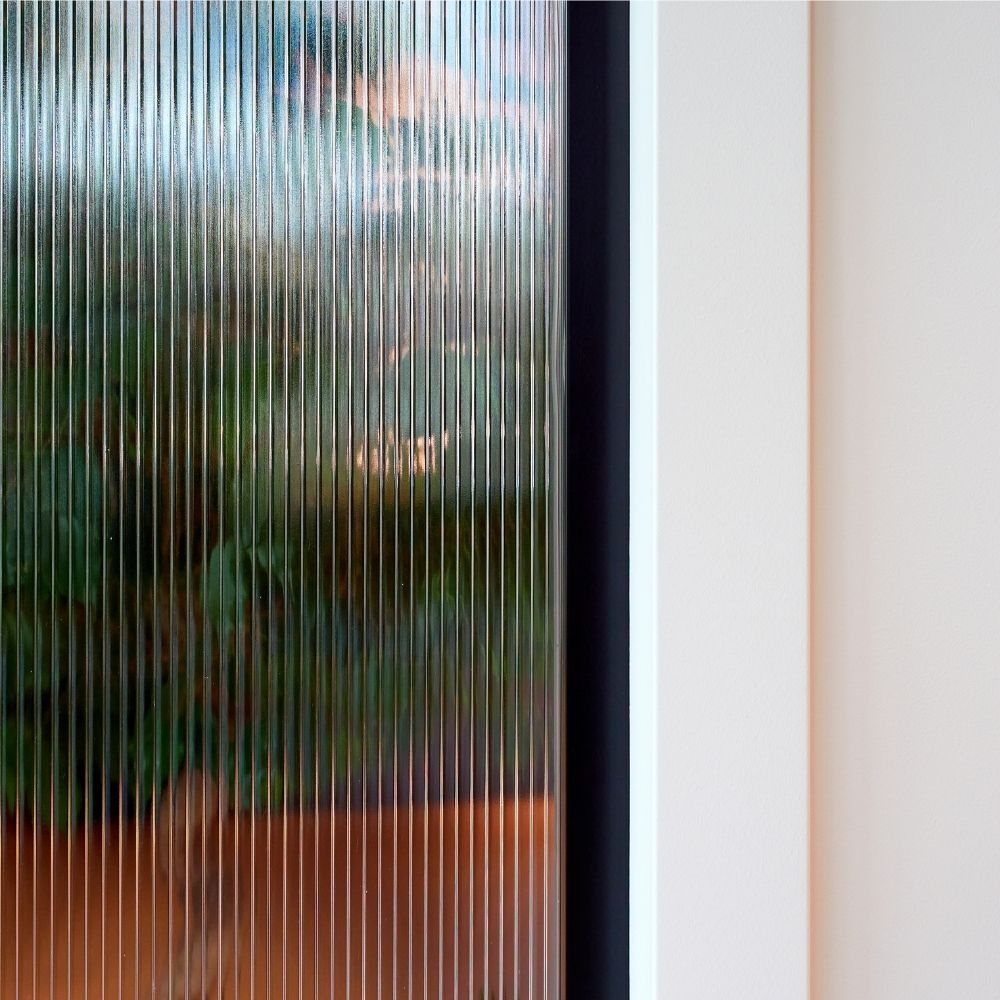 Obscure / Patterned Glass